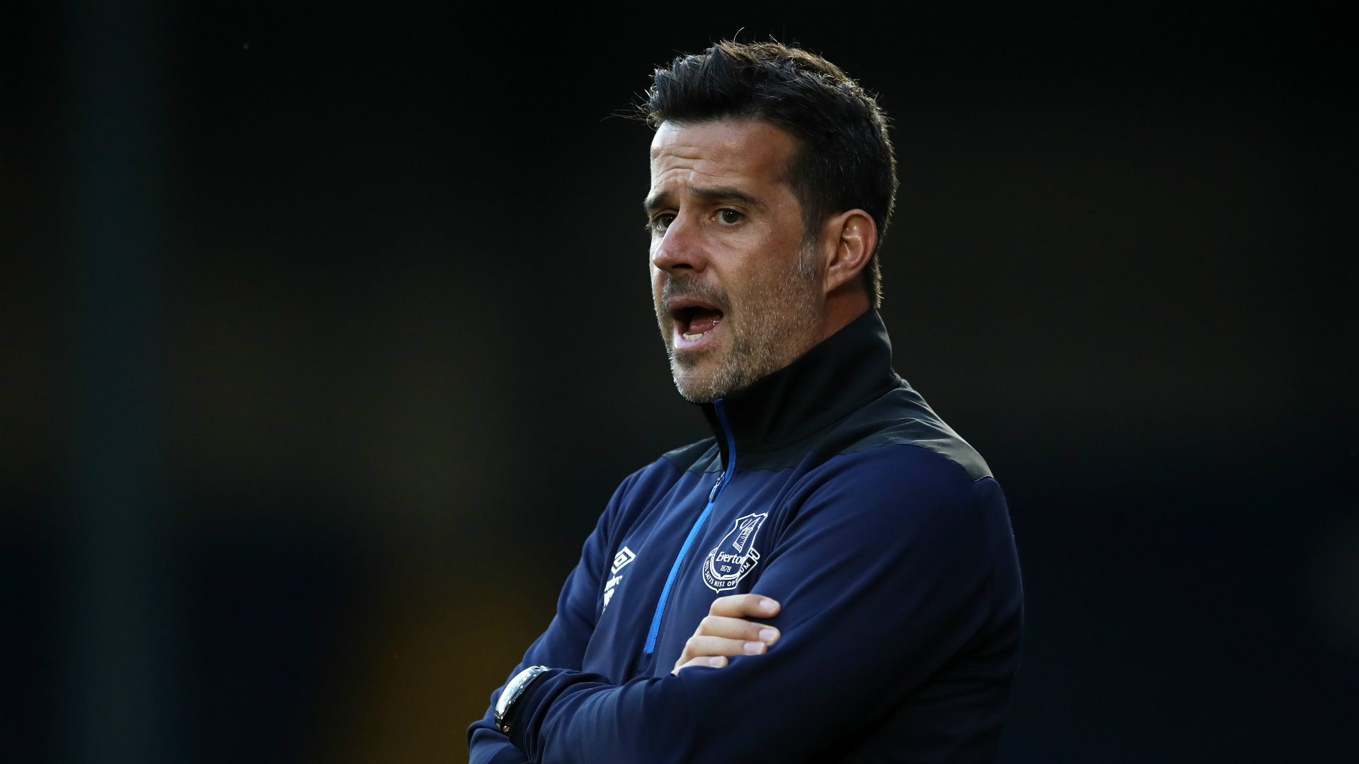 仅在球迷间 仅在球迷间